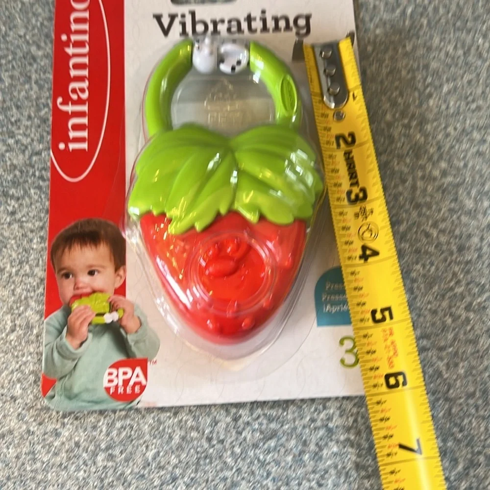 Infantino Vibrating Strawberry Teether - Red and Green